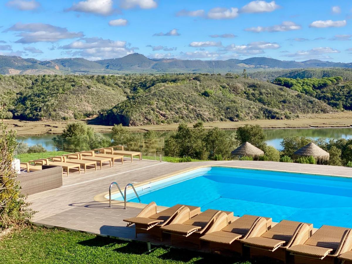 Monte Do Zambujeiro Hotel Вила Нова де Милфонтеш Екстериор снимка